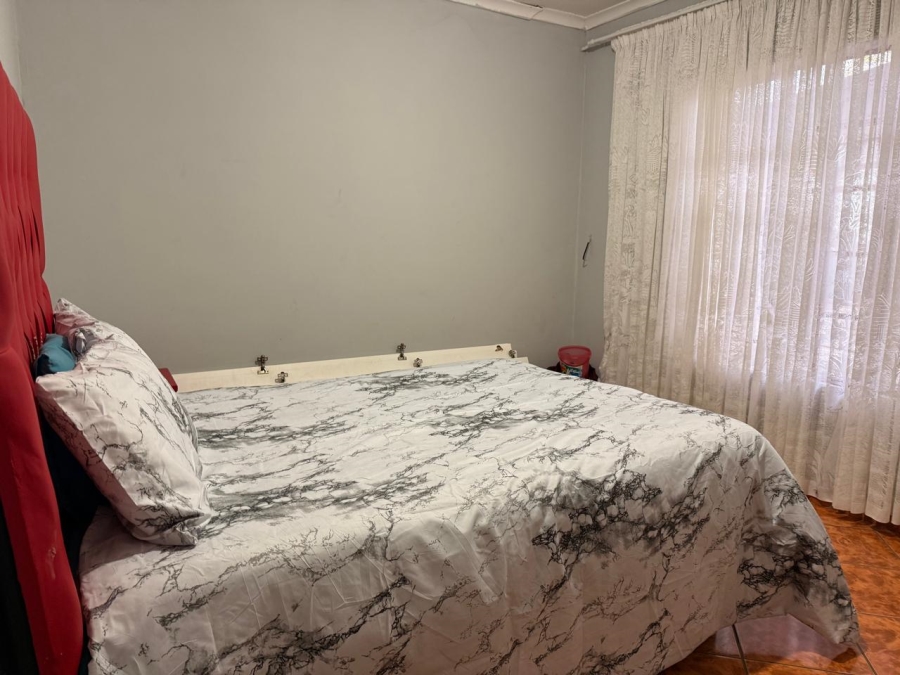 3 Bedroom Property for Sale in Geelhoutpark North West